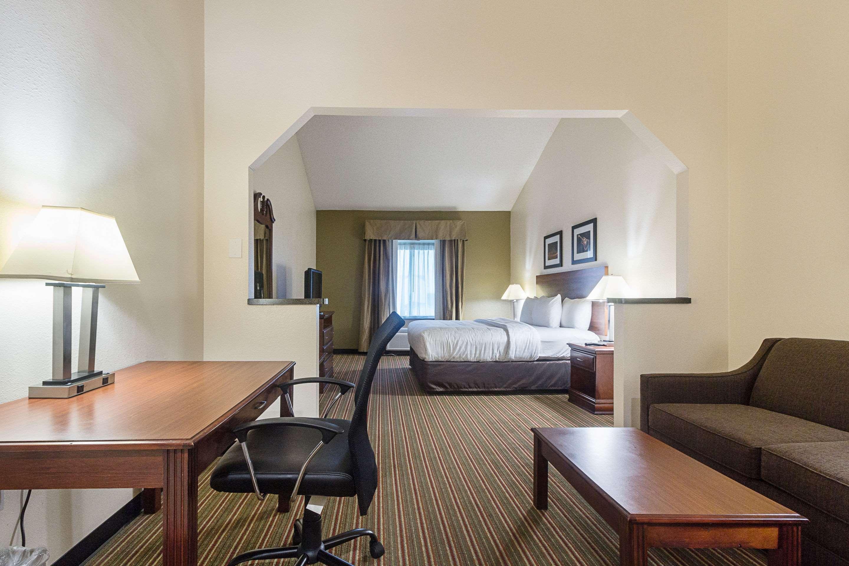 יוסטון Quality Inn & Suites West Chase מראה חיצוני תמונה