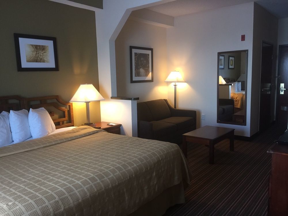 יוסטון Quality Inn & Suites West Chase מראה חיצוני תמונה